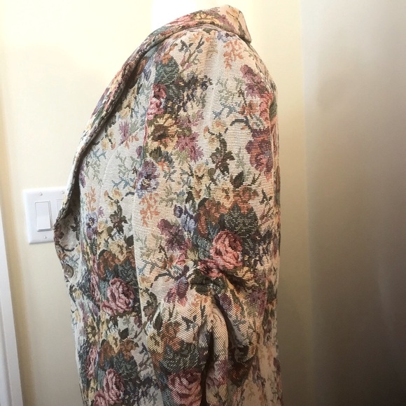 Karen Kane Floral Tapestry One Button Blazer with Ruched Sleeves - Picture 3 of 12